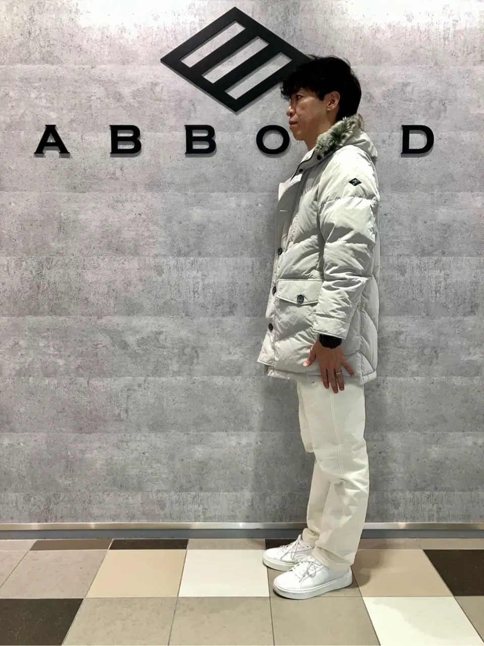 JOSEPH ABBOUD MOUNTAIN 足立 コーディネート画像