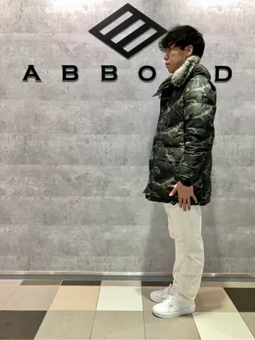 JOSEPH ABBOUD MOUNTAIN 足立 コーディネート画像