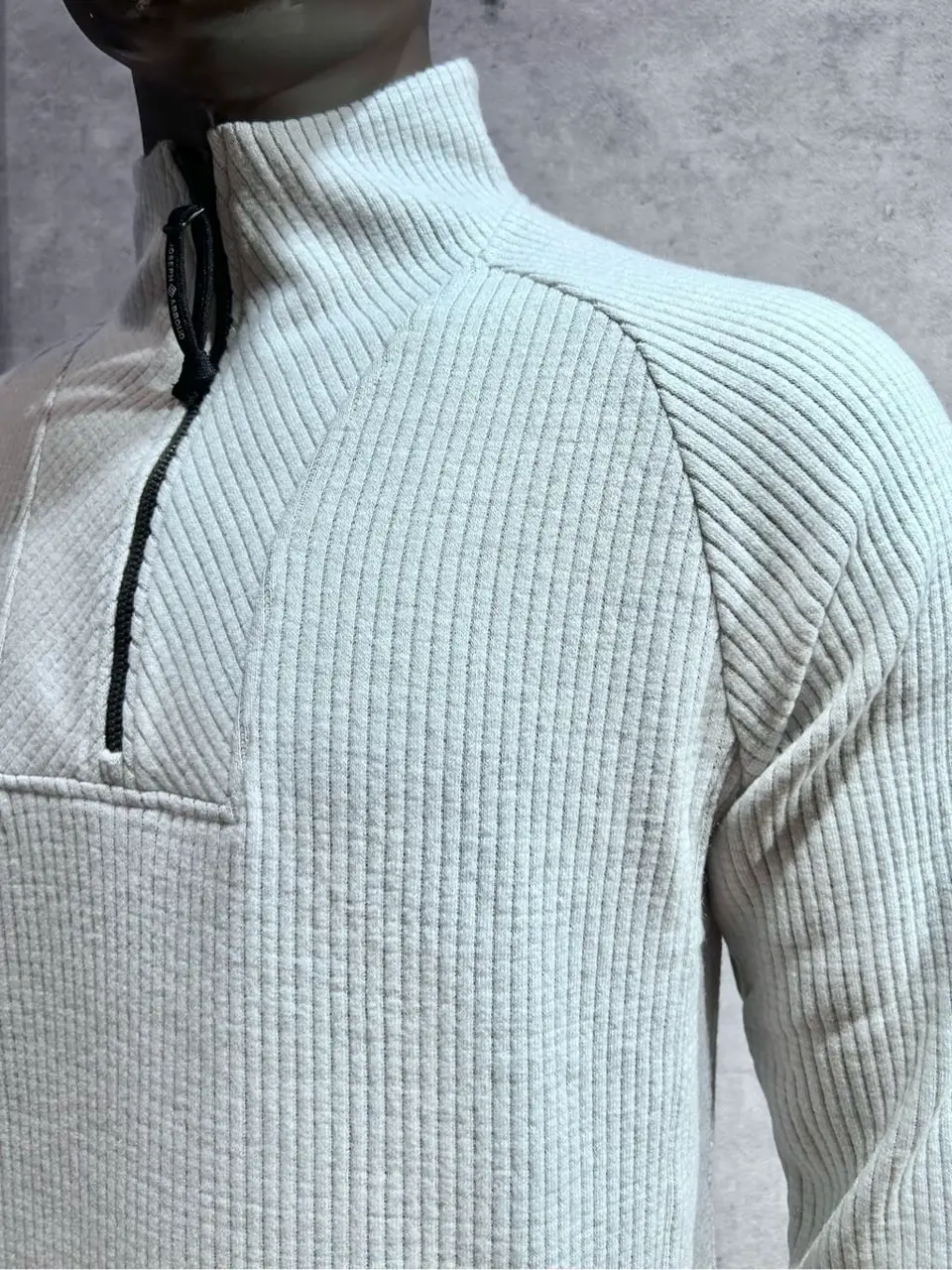 JOSEPH ABBOUD MOUNTAIN 二澤 コーディネート画像