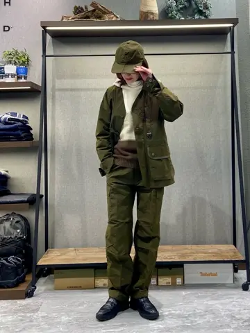 JOSEPH ABBOUD MOUNTAIN たかい　かおり コーディネート画像