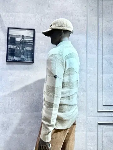 JOSEPH ABBOUD MOUNTAIN 二澤 コーディネート画像