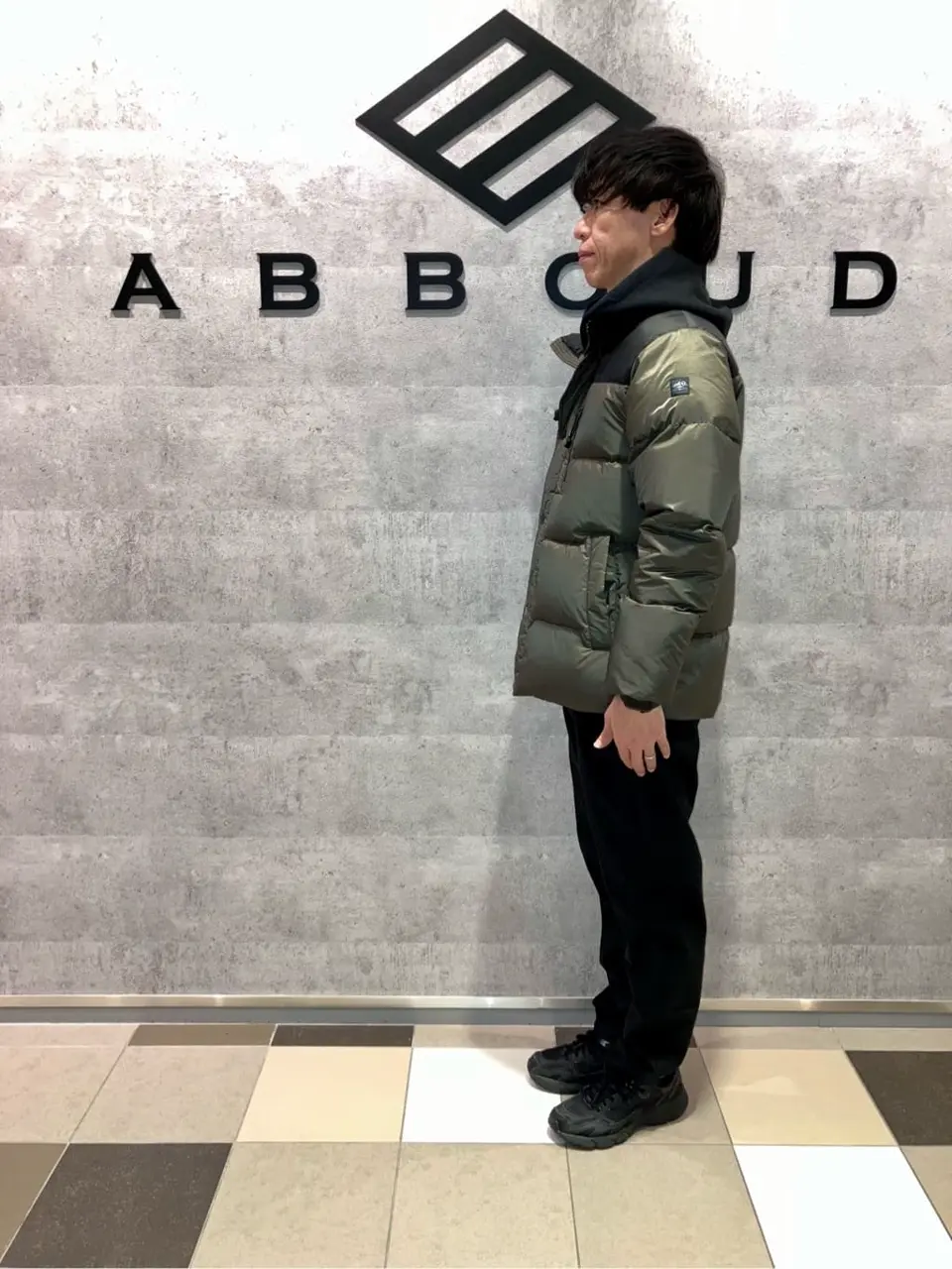 JOSEPH ABBOUD MOUNTAIN 足立 コーディネート画像