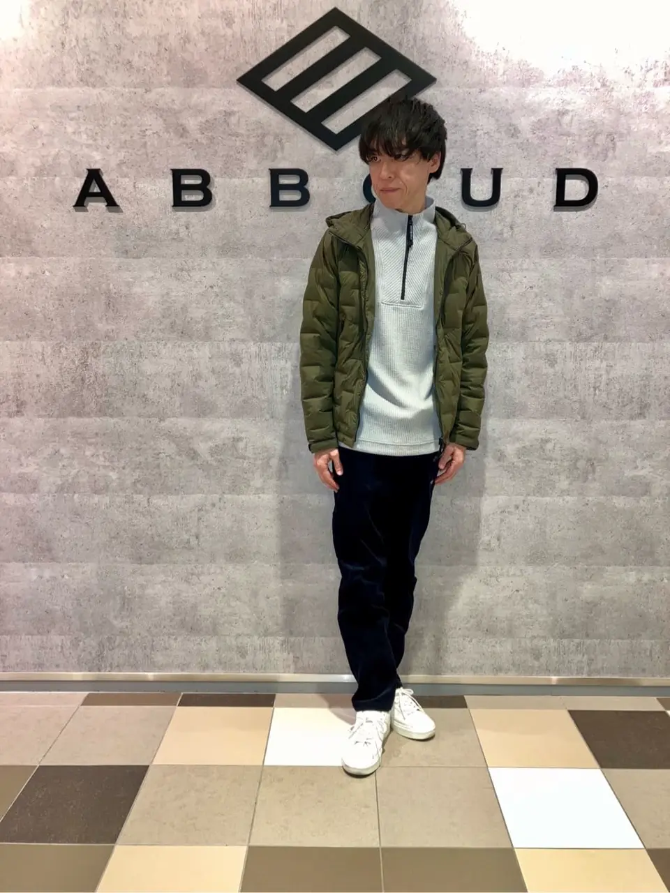 JOSEPH ABBOUD MOUNTAIN 足立 コーディネート画像