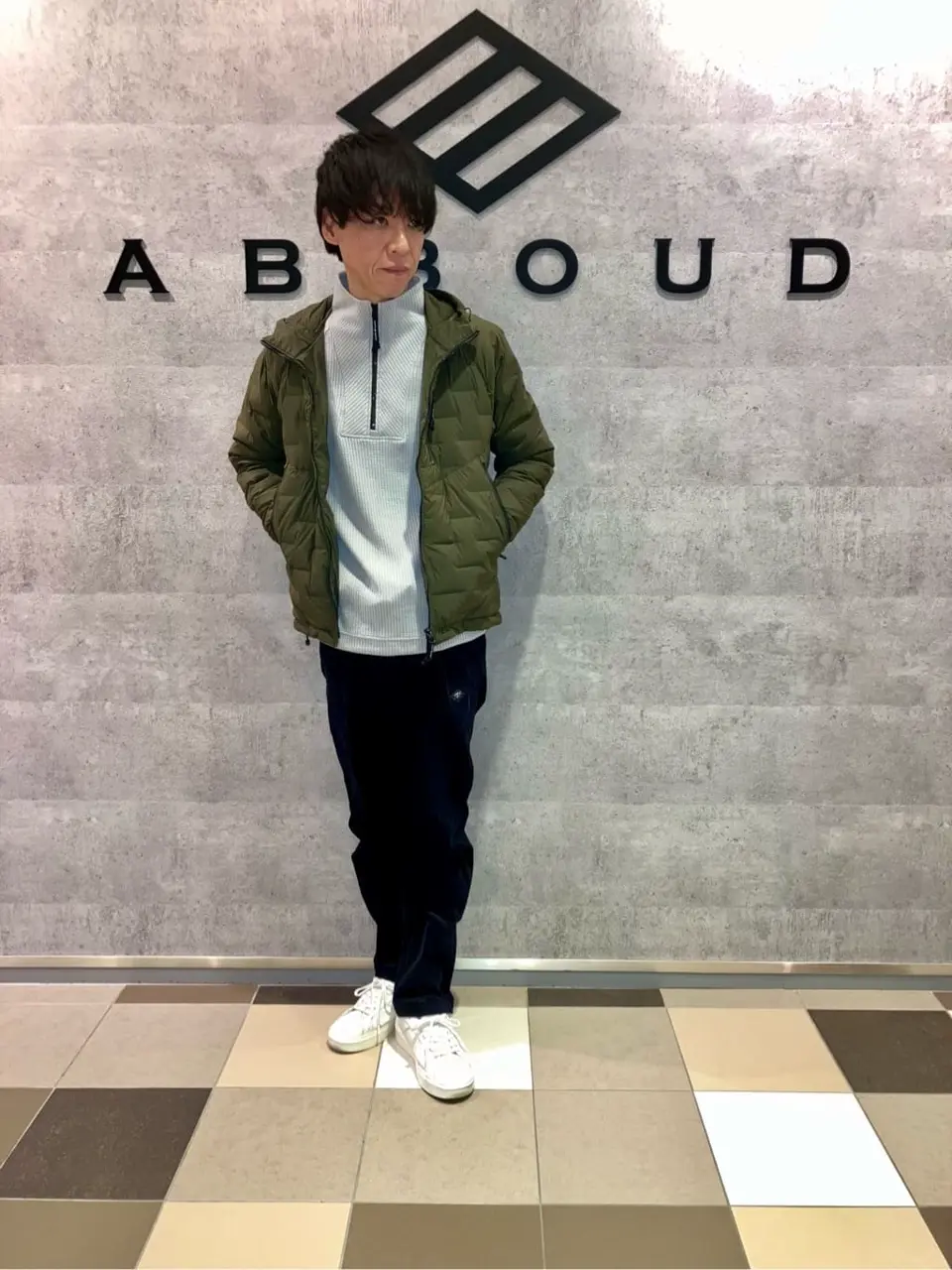 JOSEPH ABBOUD MOUNTAIN 足立 コーディネート画像