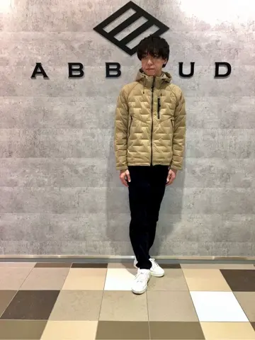 JOSEPH ABBOUD MOUNTAIN 足立 コーディネート画像