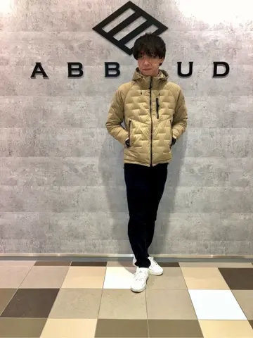 JOSEPH ABBOUD MOUNTAIN 足立 コーディネート画像