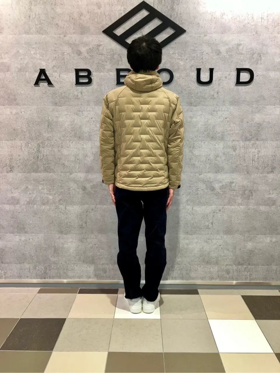 JOSEPH ABBOUD MOUNTAIN 足立 コーディネート画像