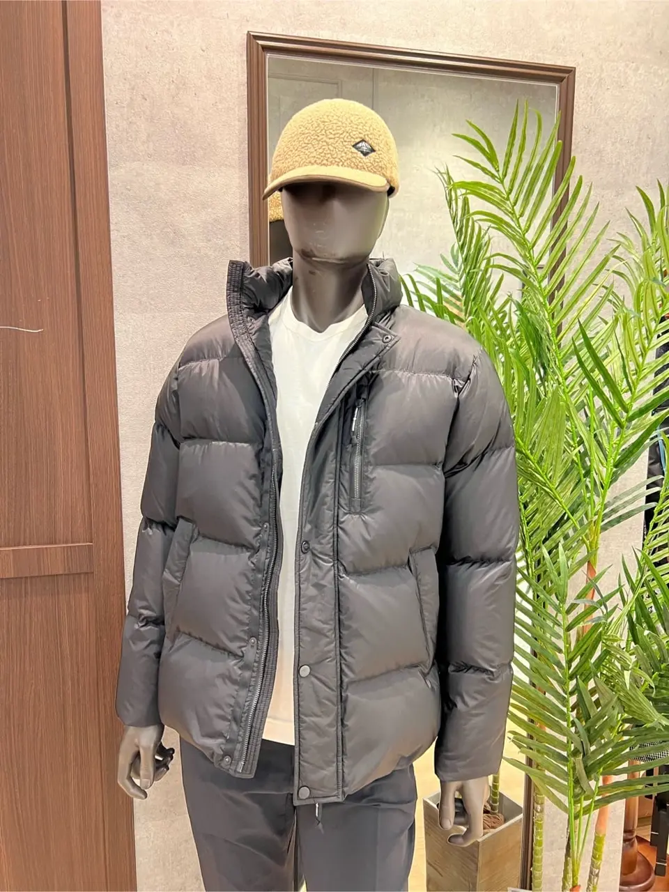 JOSEPH ABBOUD MOUNTAIN 上條 コーディネート画像