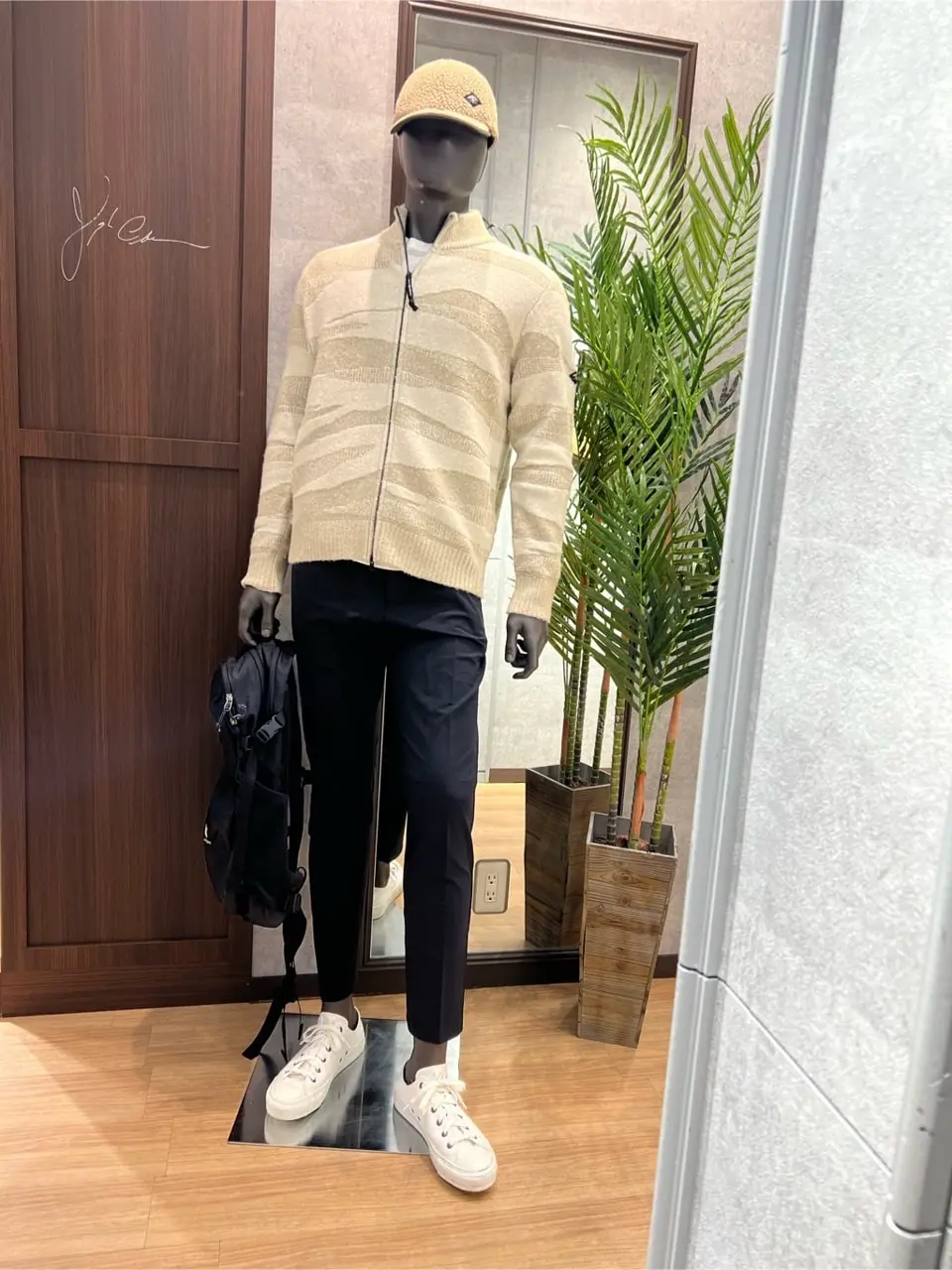 JOSEPH ABBOUD MOUNTAIN 上條 コーディネート画像