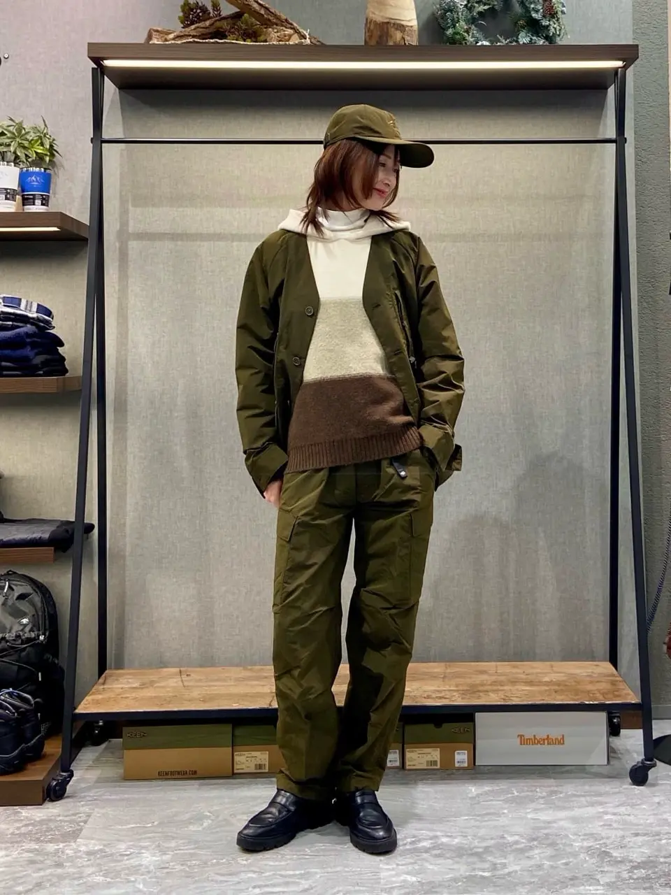 JOSEPH ABBOUD MOUNTAIN たかい　かおり コーディネート画像