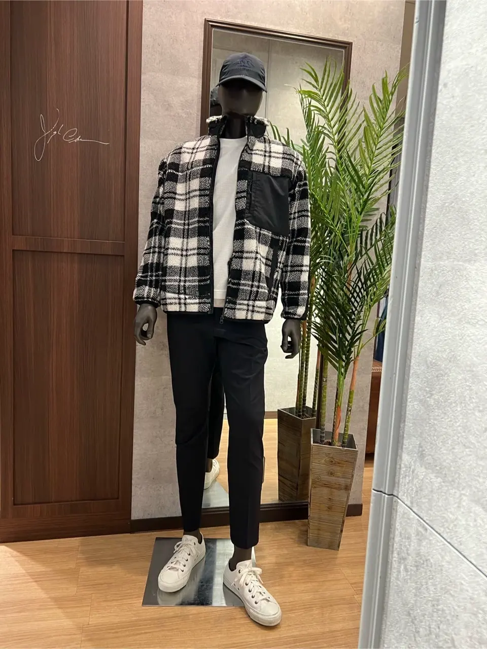 JOSEPH ABBOUD MOUNTAIN 上條 コーディネート画像