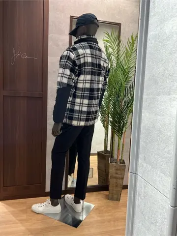 JOSEPH ABBOUD MOUNTAIN 上條 コーディネート画像