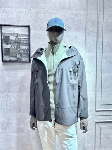 JOSEPH ABBOUD MOUNTAIN 二澤 コーディネート画像