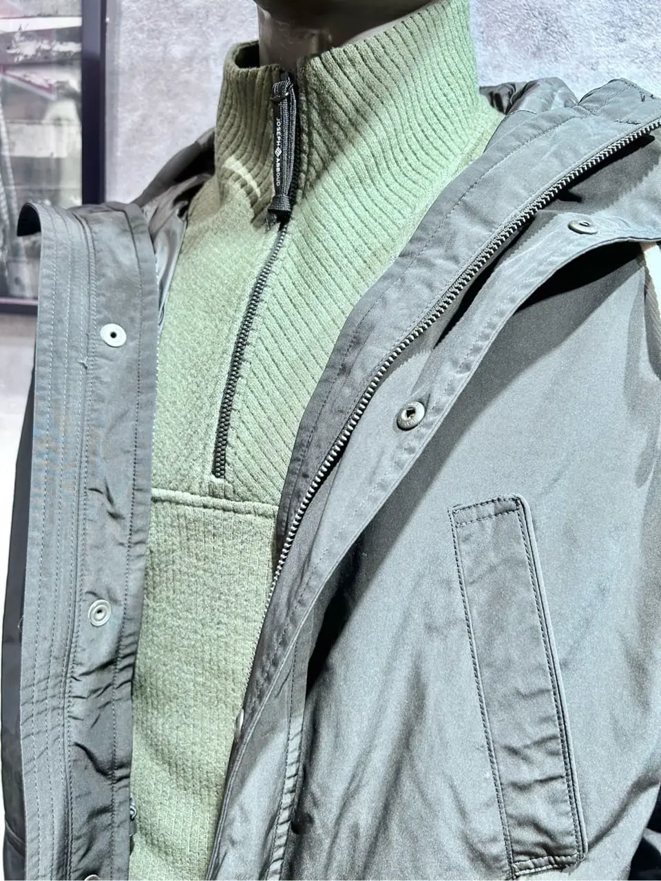 JOSEPH ABBOUD MOUNTAIN 二澤 コーディネート画像