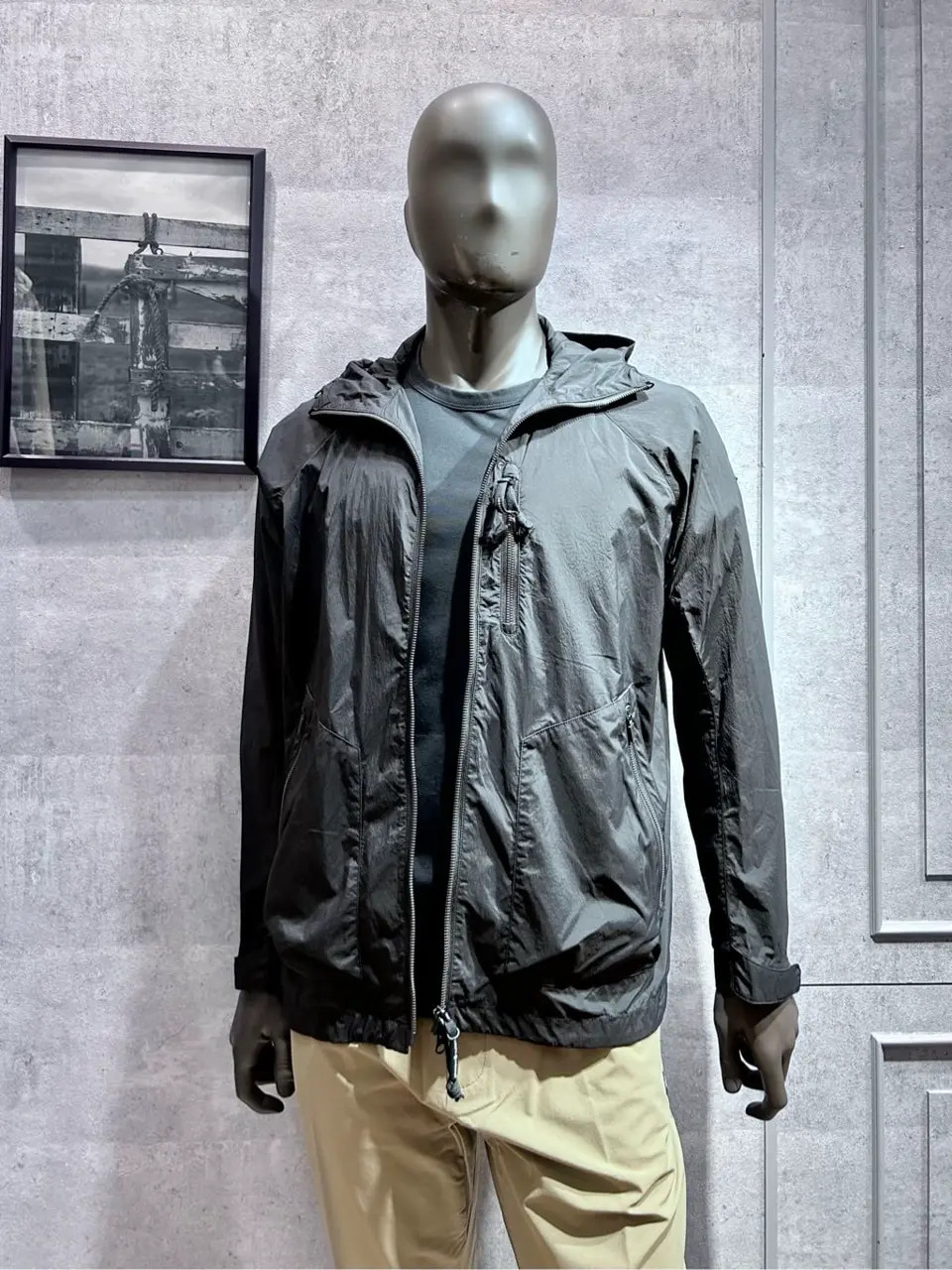 JOSEPH ABBOUD MOUNTAIN 二澤 コーディネート画像