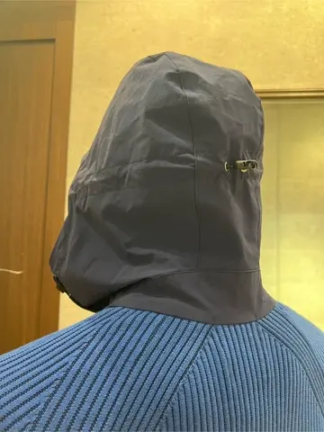 JOSEPH ABBOUD MOUNTAIN 上條 コーディネート画像