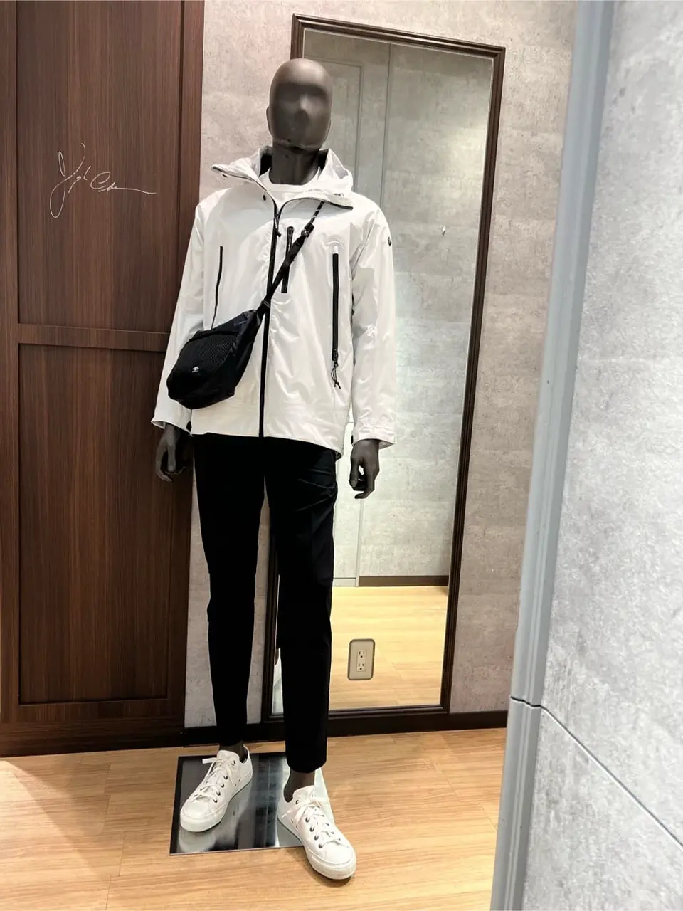 JOSEPH ABBOUD MOUNTAIN 上條 コーディネート画像