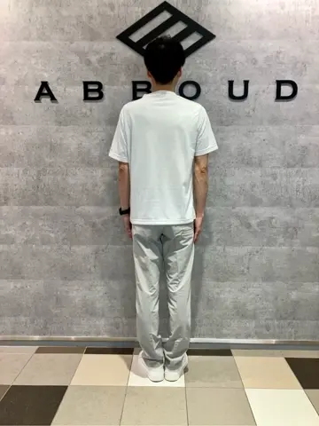 JOSEPH ABBOUD MOUNTAIN 足立 コーディネート画像