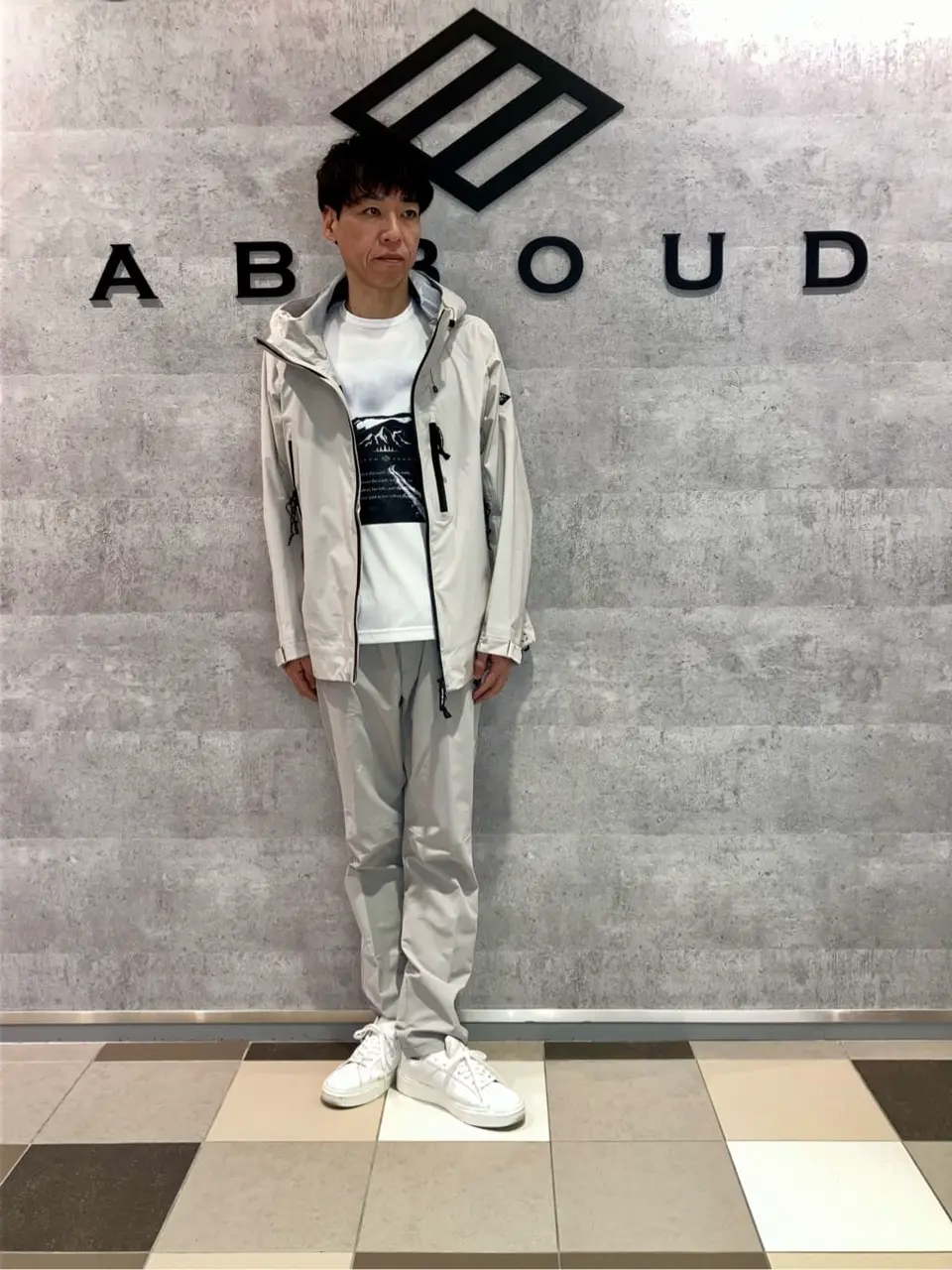 JOSEPH ABBOUD MOUNTAIN 足立 コーディネート画像