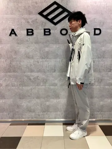 JOSEPH ABBOUD MOUNTAIN 足立 コーディネート画像