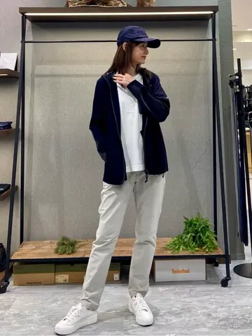 JOSEPH ABBOUD MOUNTAIN たかい　かおり コーディネート画像