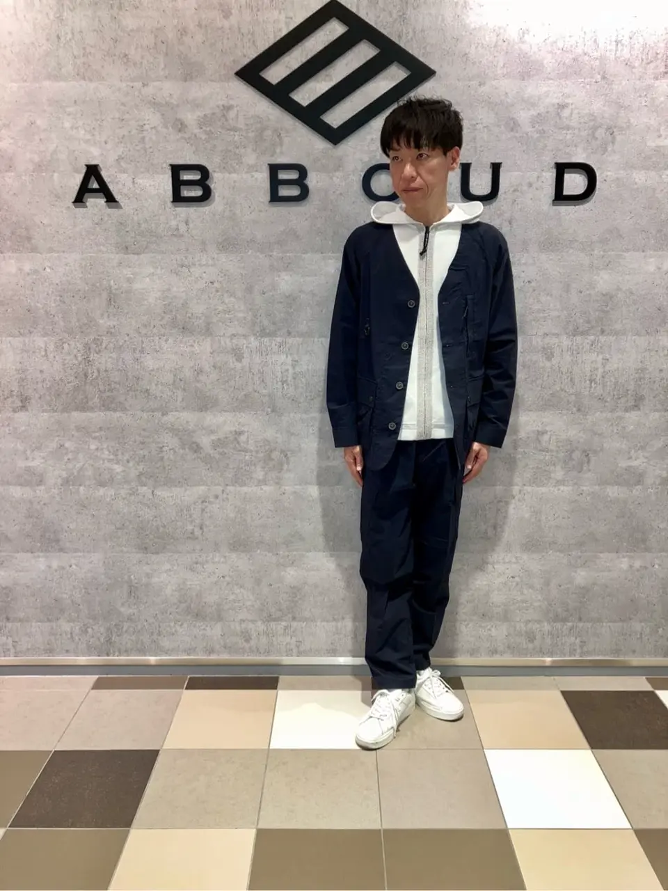 JOSEPH ABBOUD MOUNTAIN 足立 コーディネート画像