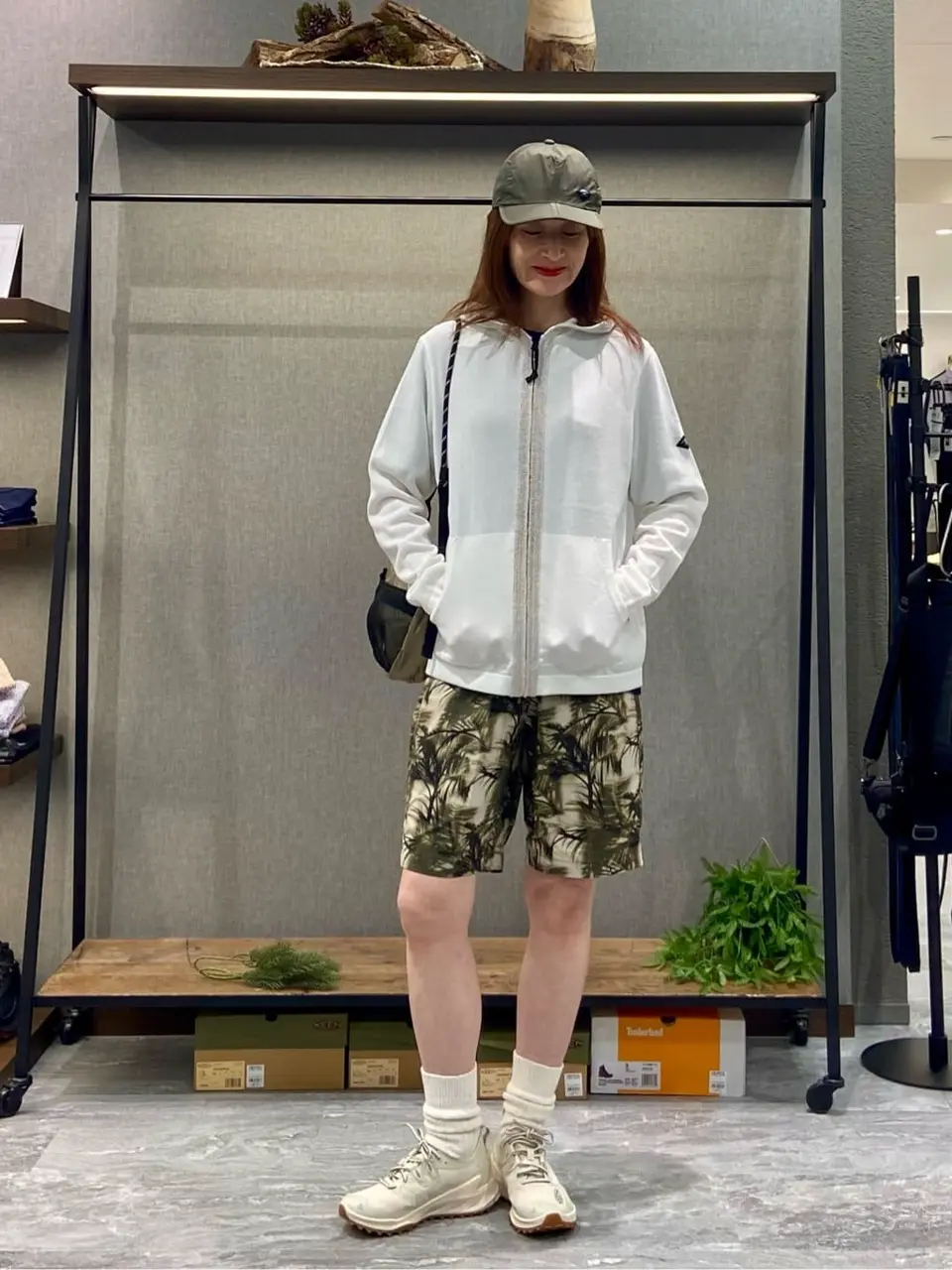 JOSEPH ABBOUD MOUNTAIN たかい　かおり コーディネート画像