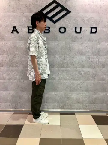 JOSEPH ABBOUD MOUNTAIN 足立 コーディネート画像