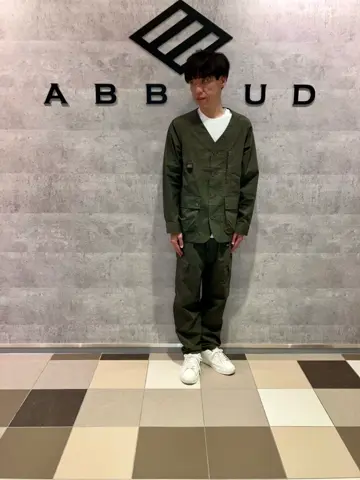 JOSEPH ABBOUD MOUNTAIN 足立 コーディネート画像