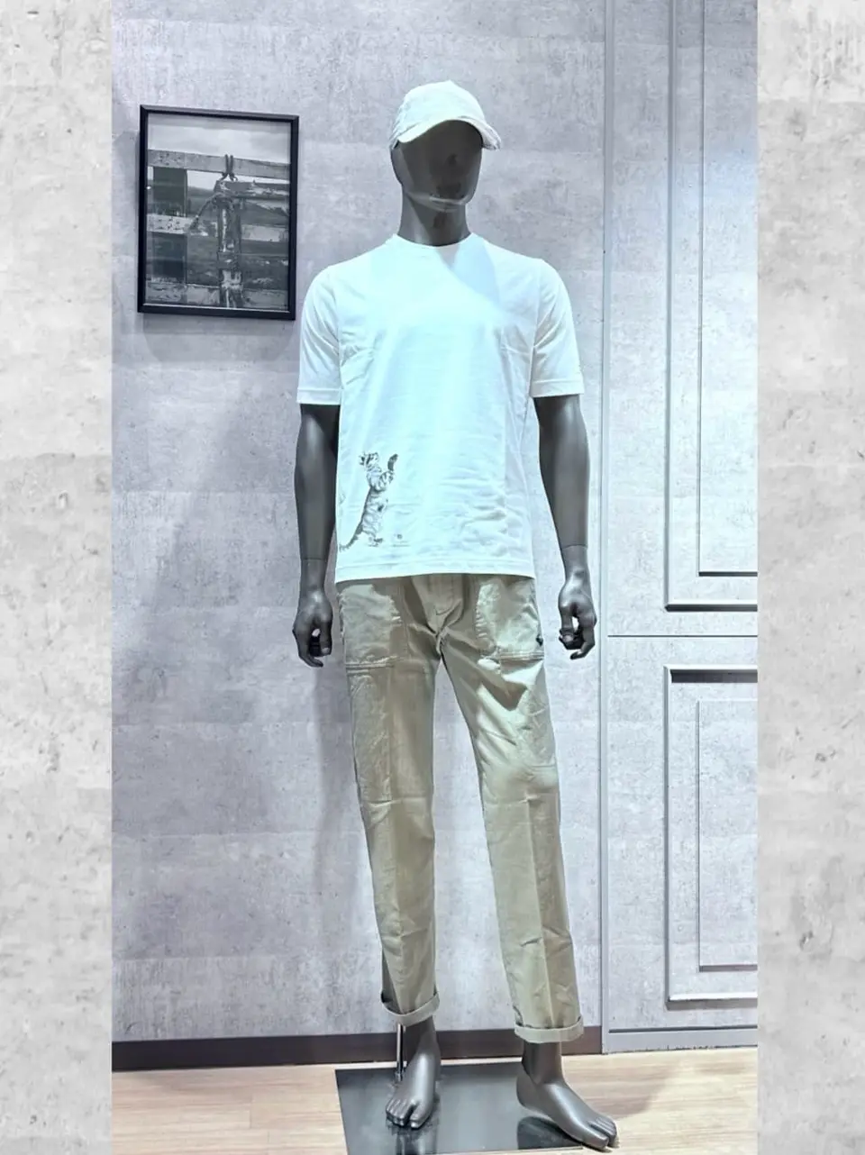 JOSEPH ABBOUD MOUNTAIN 二澤 コーディネート画像