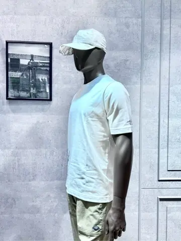 JOSEPH ABBOUD MOUNTAIN 二澤 コーディネート画像