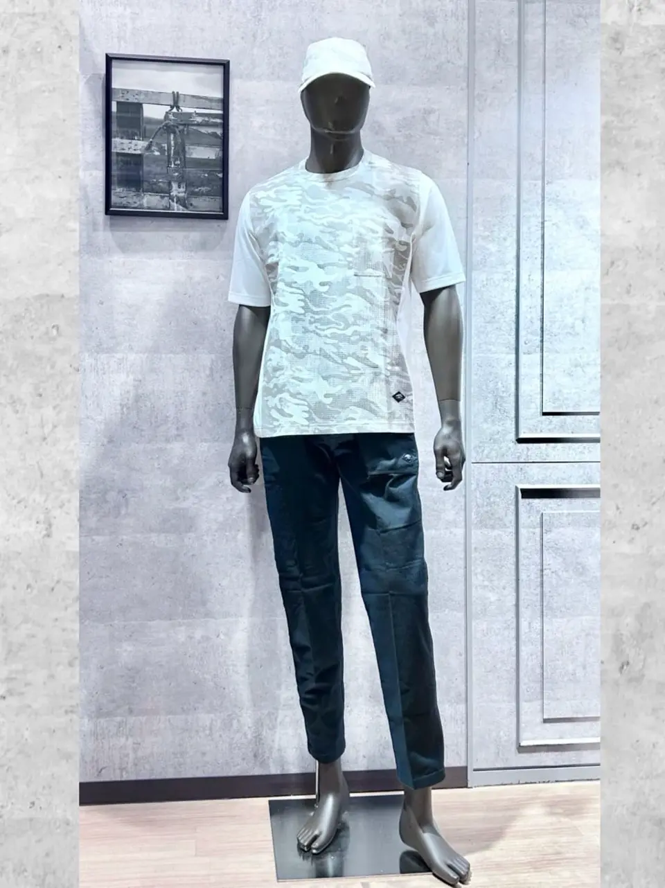 JOSEPH ABBOUD MOUNTAIN 二澤 コーディネート画像