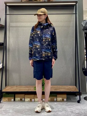 JOSEPH ABBOUD MOUNTAIN たかい　かおり コーディネート画像