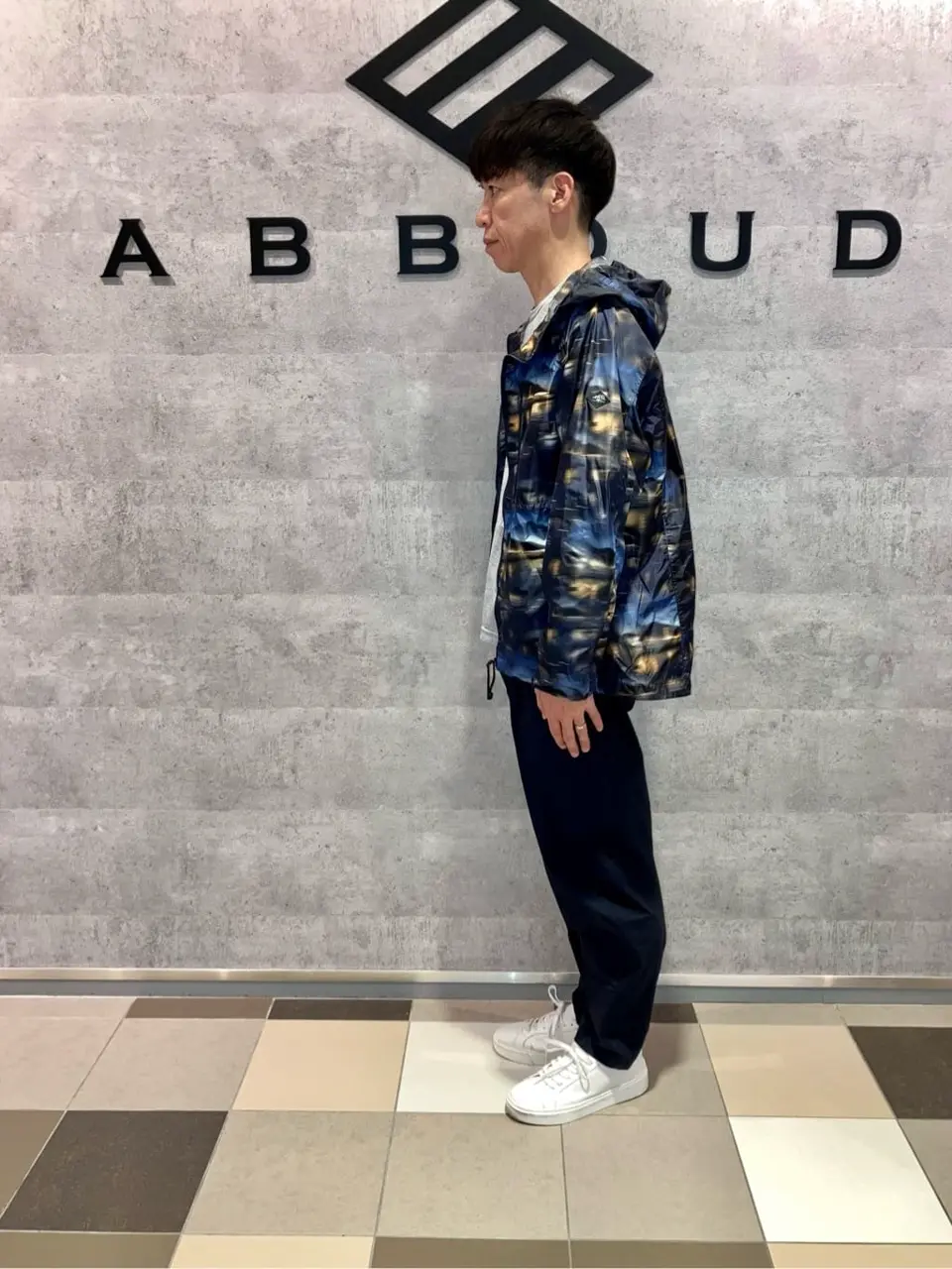 JOSEPH ABBOUD MOUNTAIN 足立 コーディネート画像