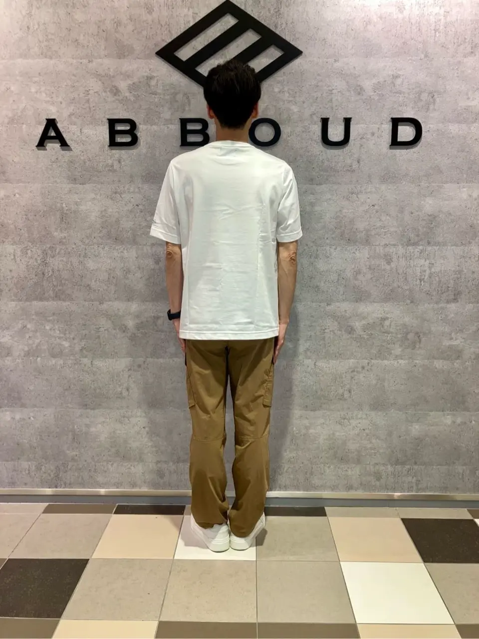 JOSEPH ABBOUD MOUNTAIN 足立 コーディネート画像