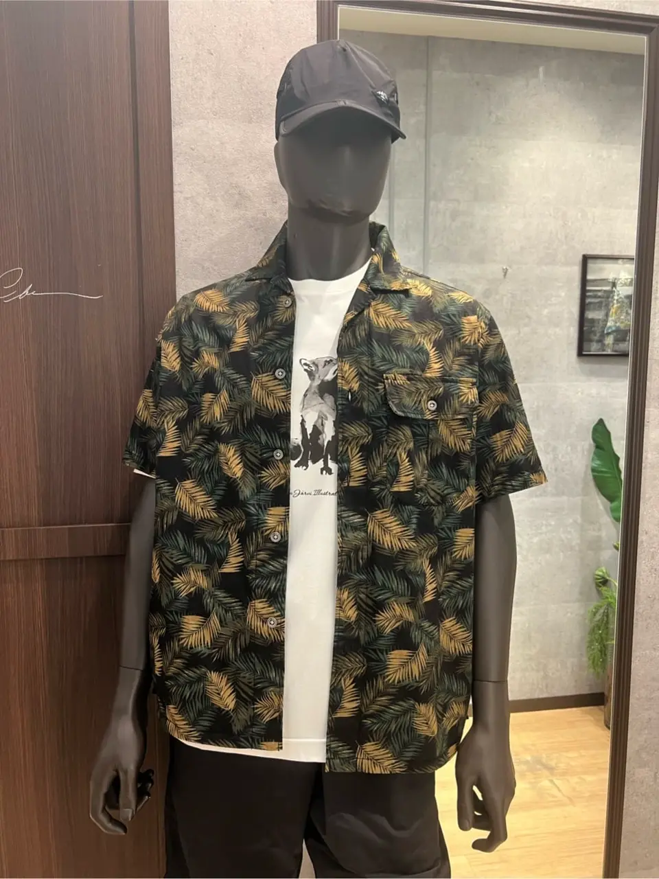 JOSEPH ABBOUD MOUNTAIN 上條 コーディネート画像