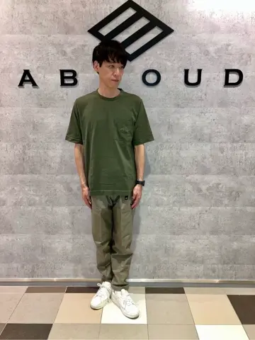 JOSEPH ABBOUD MOUNTAIN 足立 コーディネート画像