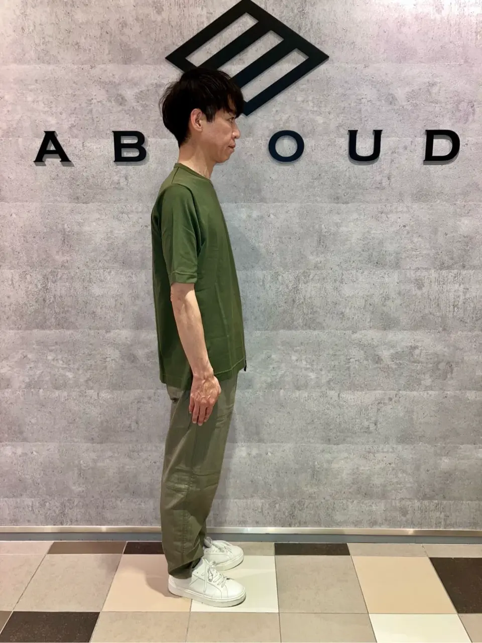 JOSEPH ABBOUD MOUNTAIN 足立 コーディネート画像