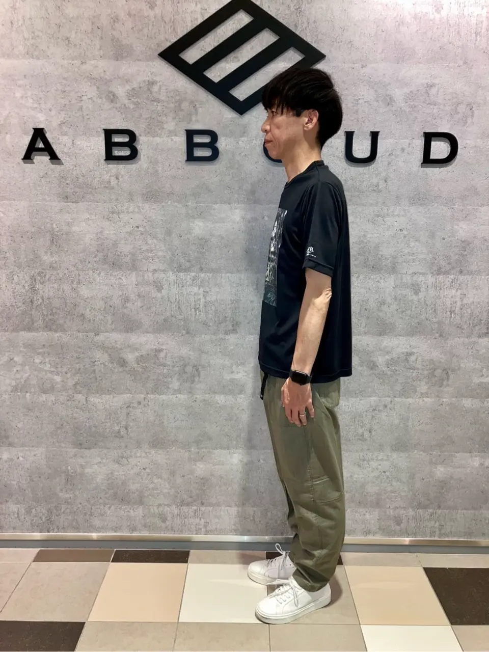 JOSEPH ABBOUD MOUNTAIN 足立 コーディネート画像