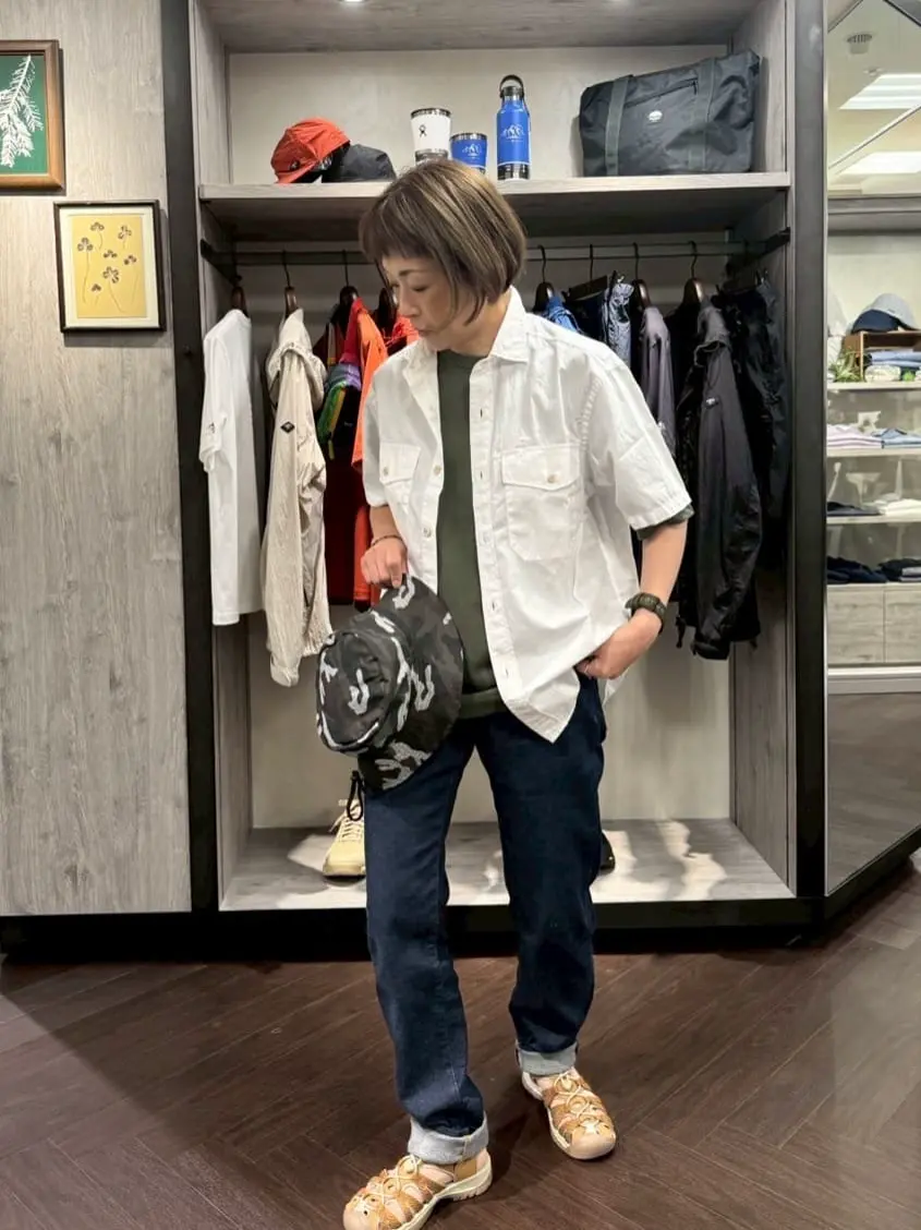 JOSEPH ABBOUD MOUNTAIN 西村 コーディネート画像