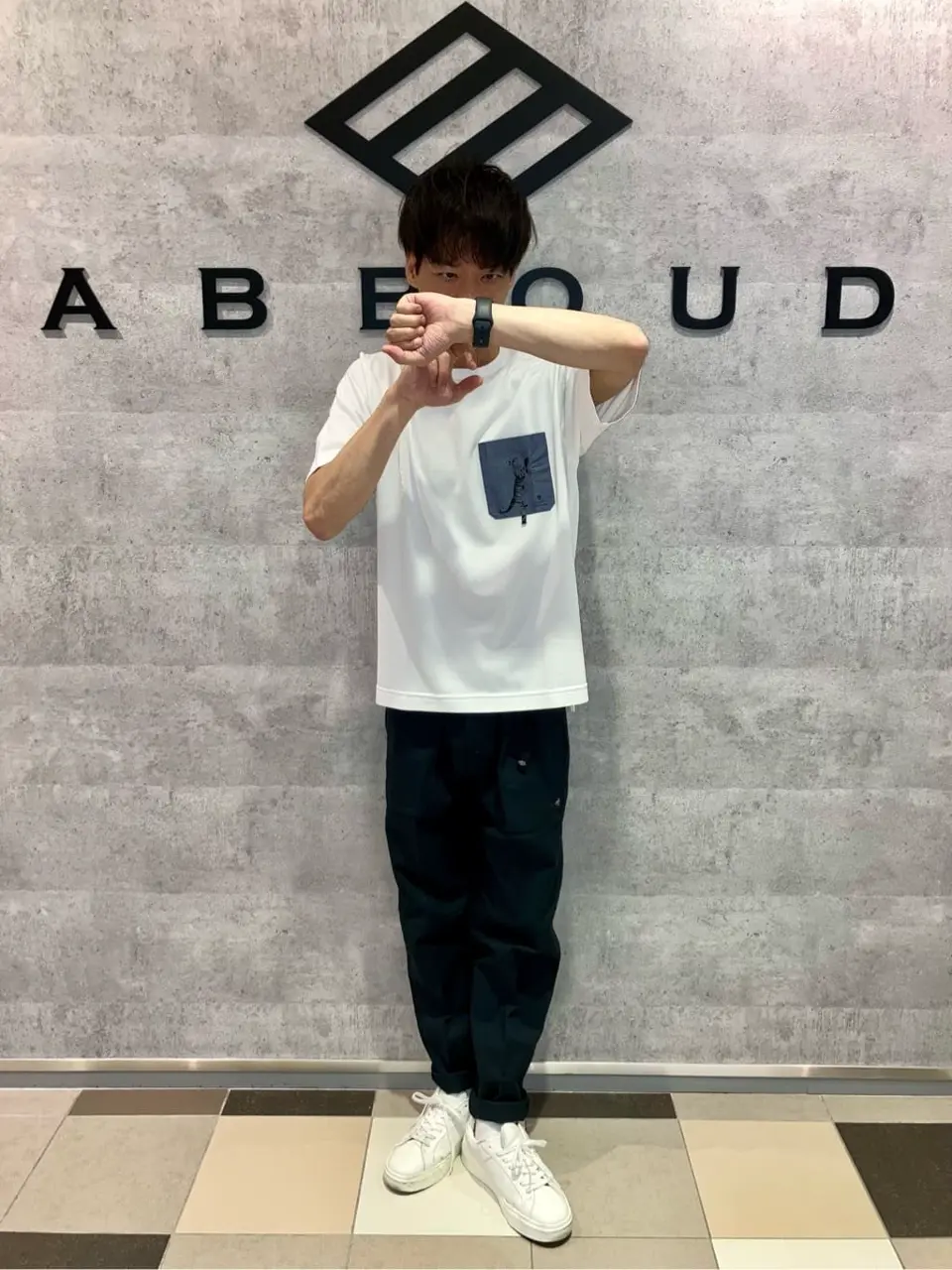 JOSEPH ABBOUD MOUNTAIN 足立 コーディネート画像