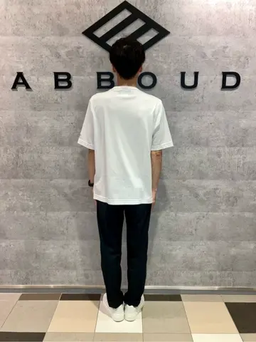 JOSEPH ABBOUD MOUNTAIN 足立 コーディネート画像