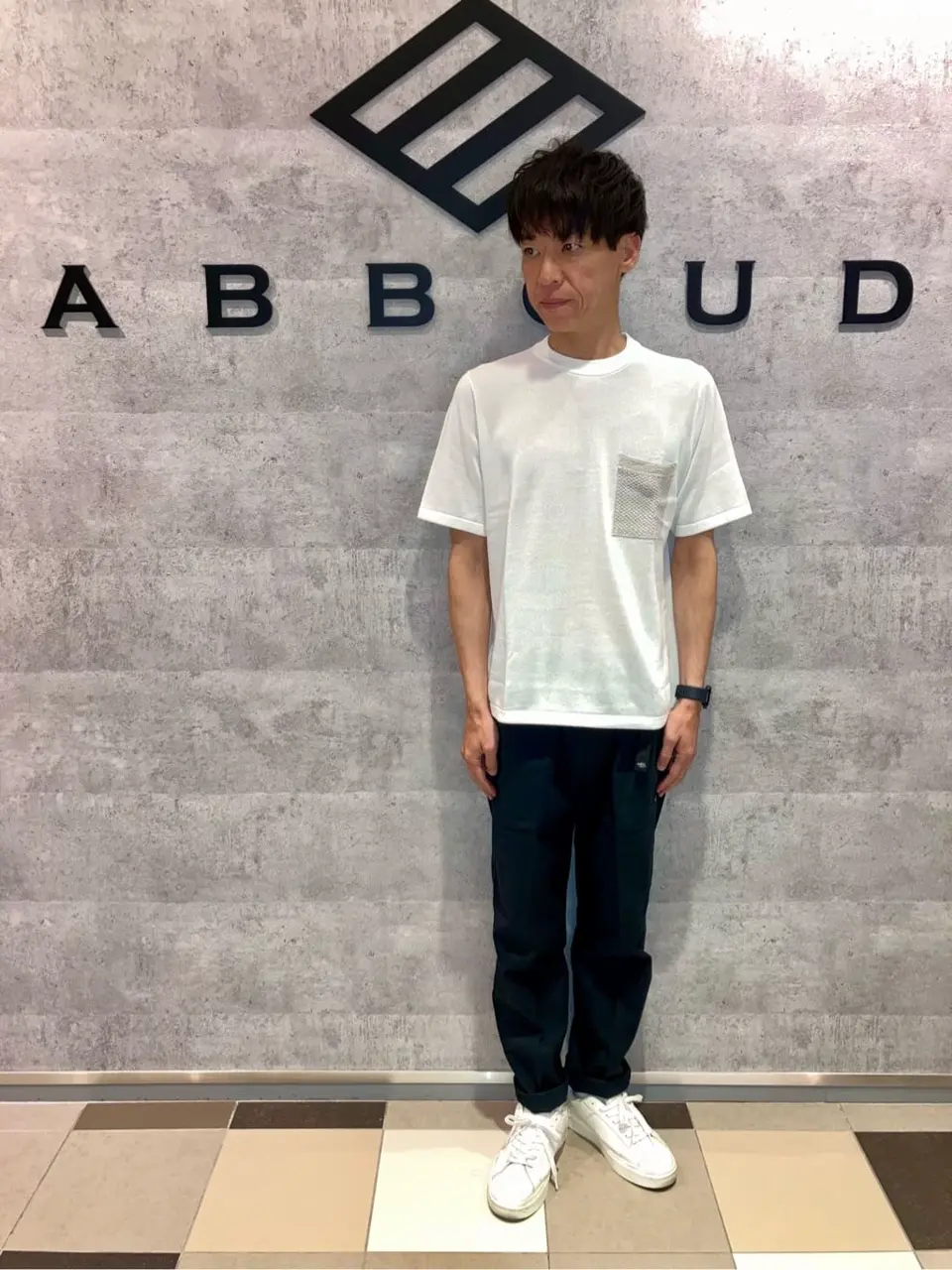 JOSEPH ABBOUD MOUNTAIN 足立 コーディネート画像