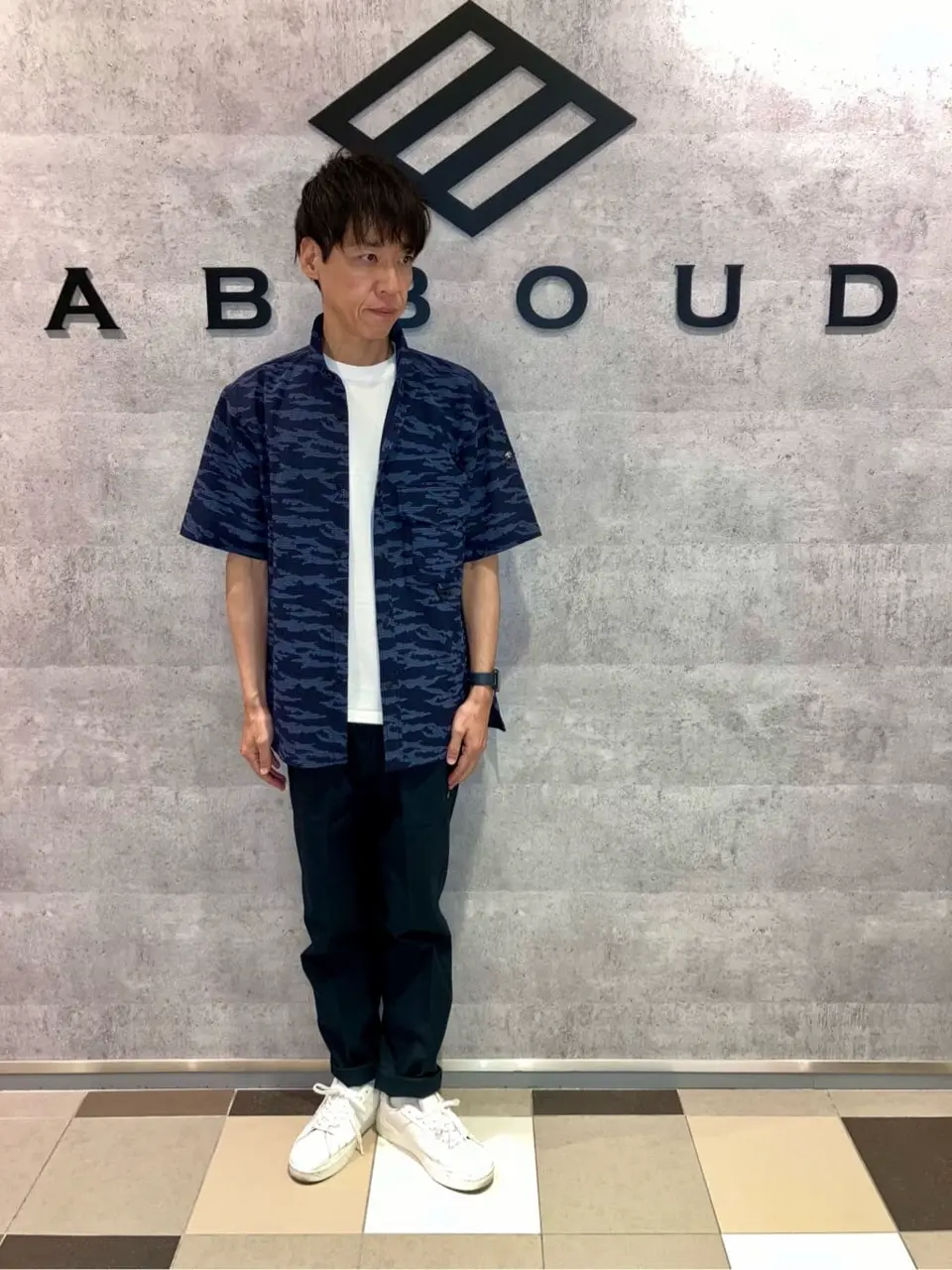 JOSEPH ABBOUD MOUNTAIN 足立 コーディネート画像