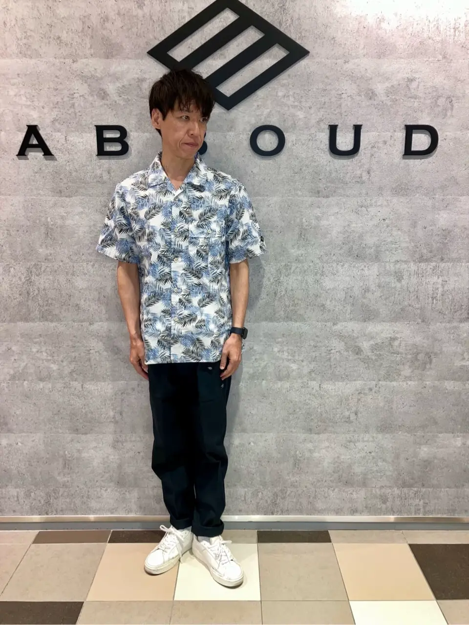 JOSEPH ABBOUD MOUNTAIN 足立 コーディネート画像