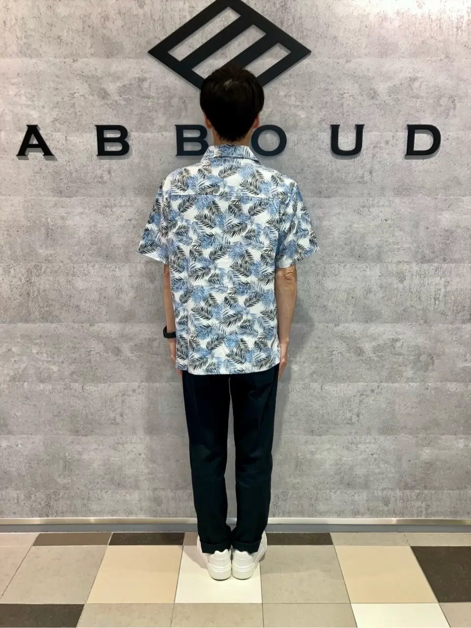 JOSEPH ABBOUD MOUNTAIN 足立 コーディネート画像