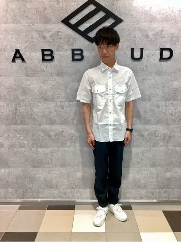 JOSEPH ABBOUD MOUNTAIN 足立 コーディネート画像