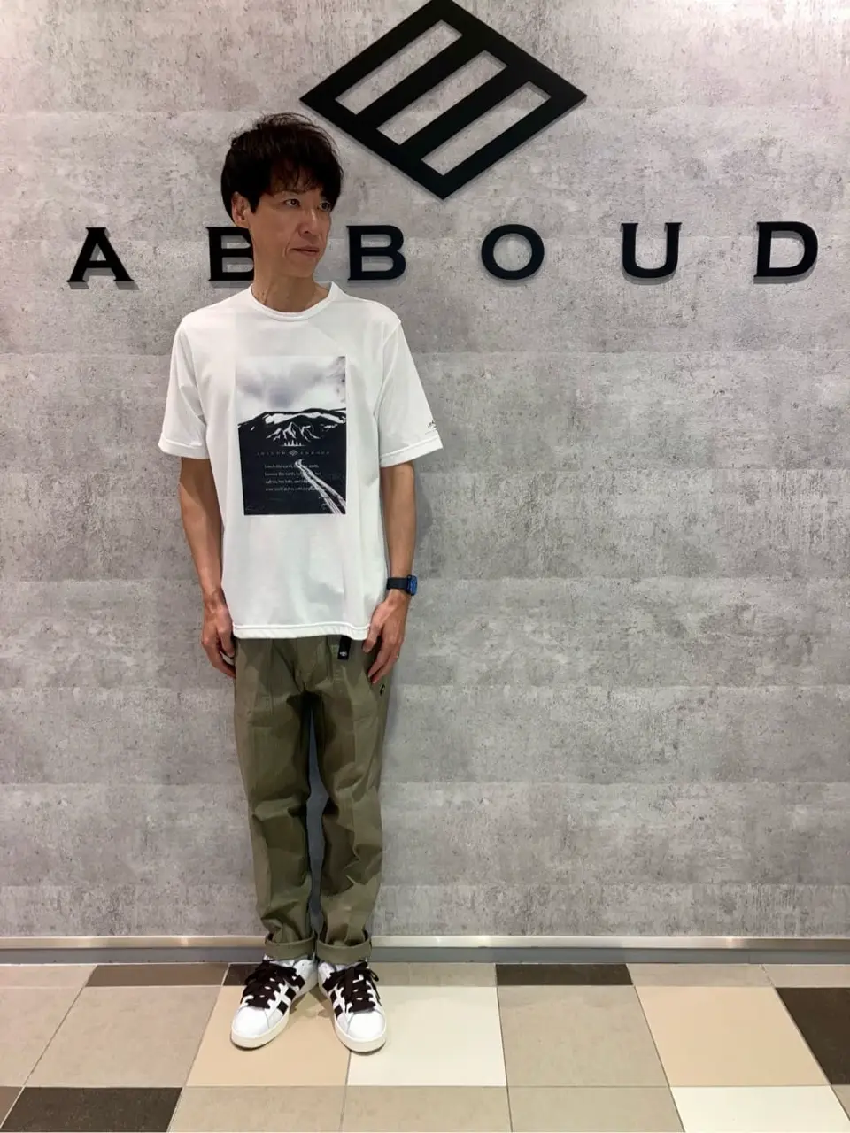 JOSEPH ABBOUD MOUNTAIN 足立 コーディネート画像