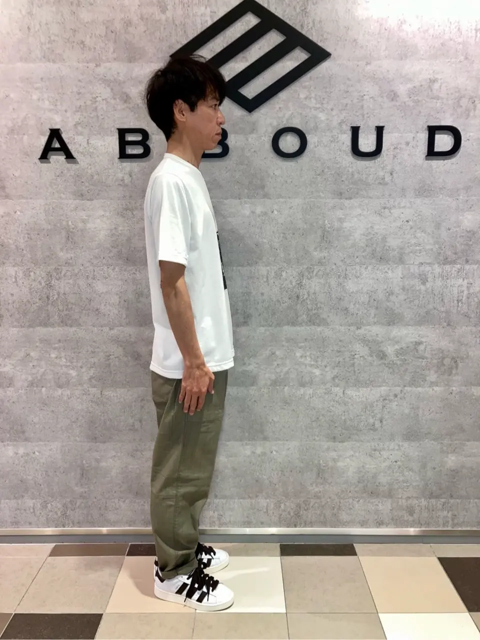 JOSEPH ABBOUD MOUNTAIN 足立 コーディネート画像