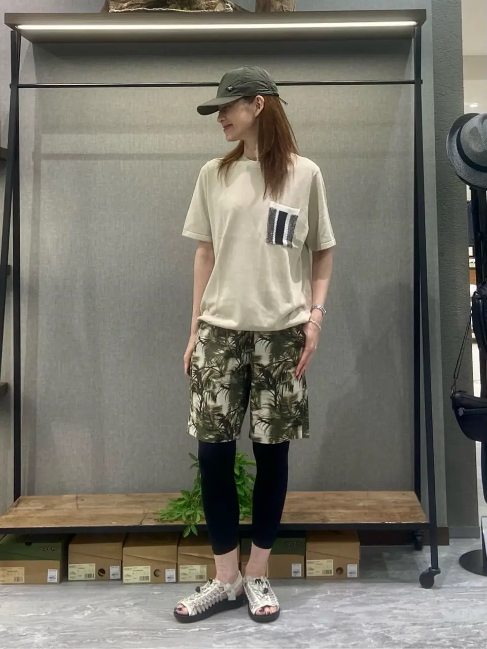 JOSEPH ABBOUD MOUNTAIN たかい　かおり コーディネート画像